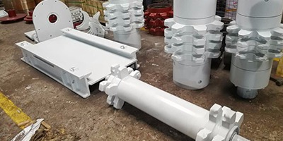 雙志機(jī)械告訴您怎樣生產(chǎn)質(zhì)量好的鍛造刮板、E型螺栓、刮板機(jī)配件