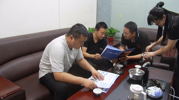 隨著網(wǎng)絡(luò)信息化的發(fā)展，互聯(lián)網(wǎng)+煤機(jī)是雙志煤機(jī)新的契機(jī)和方向