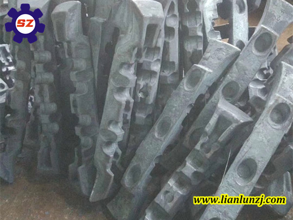 SGZ1200刮板機刮板、鏈輪組件等配件"出廠亮相"